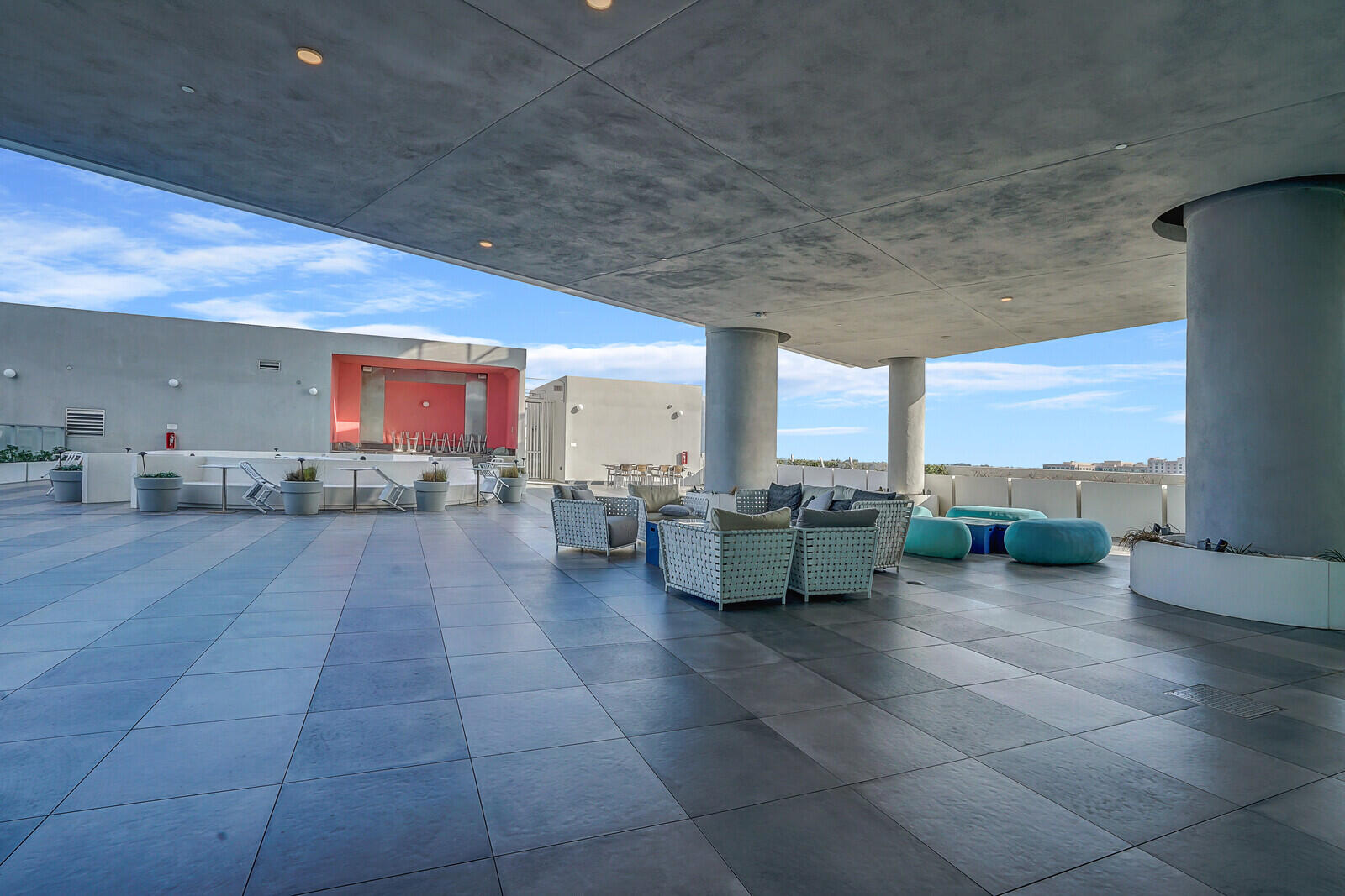 2000 Metropica Way 604