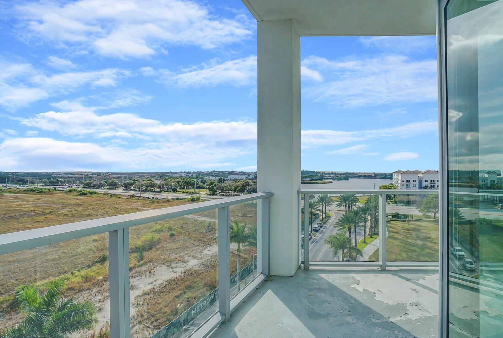 2000 Metropica Way 604