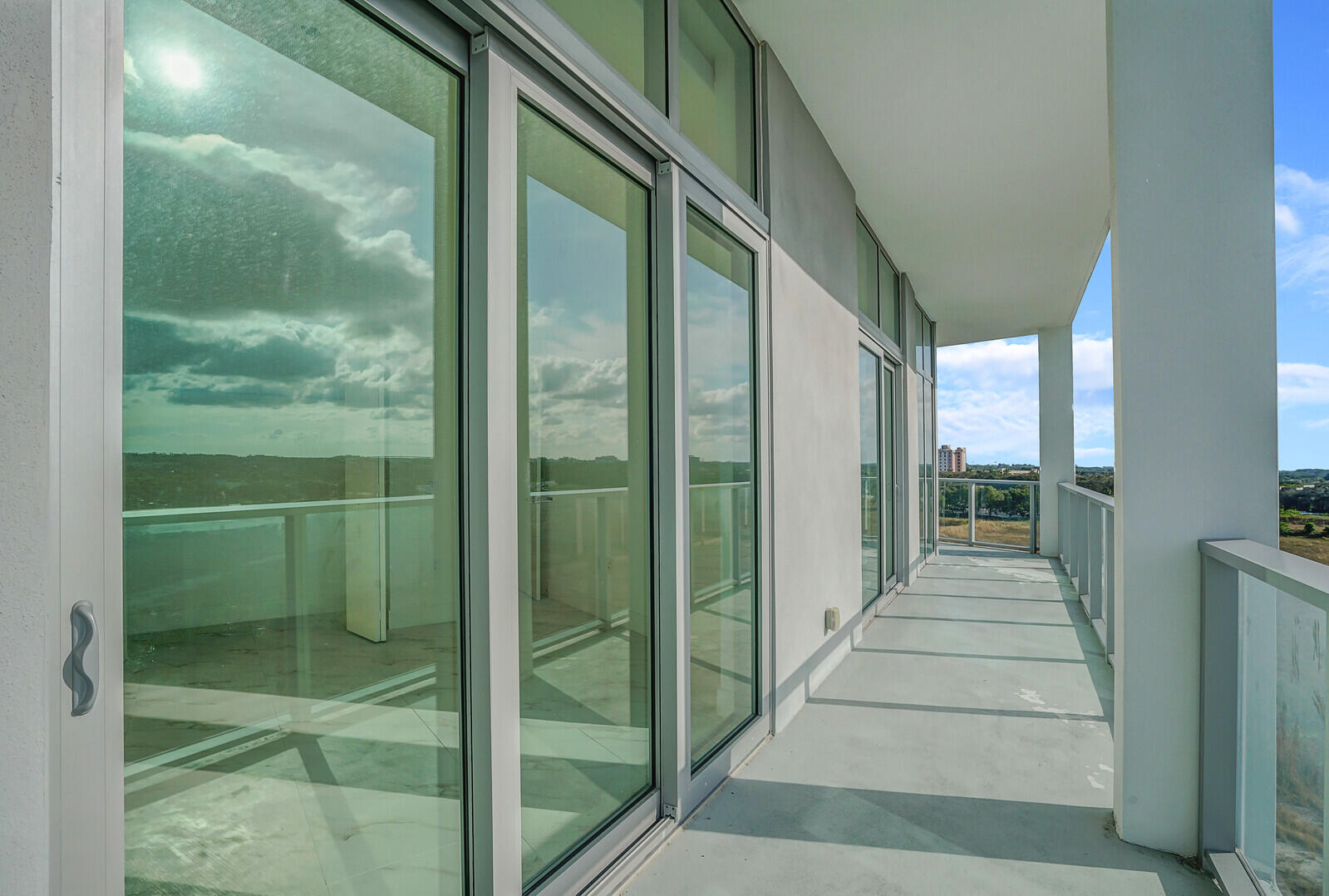 2000 Metropica Way 604