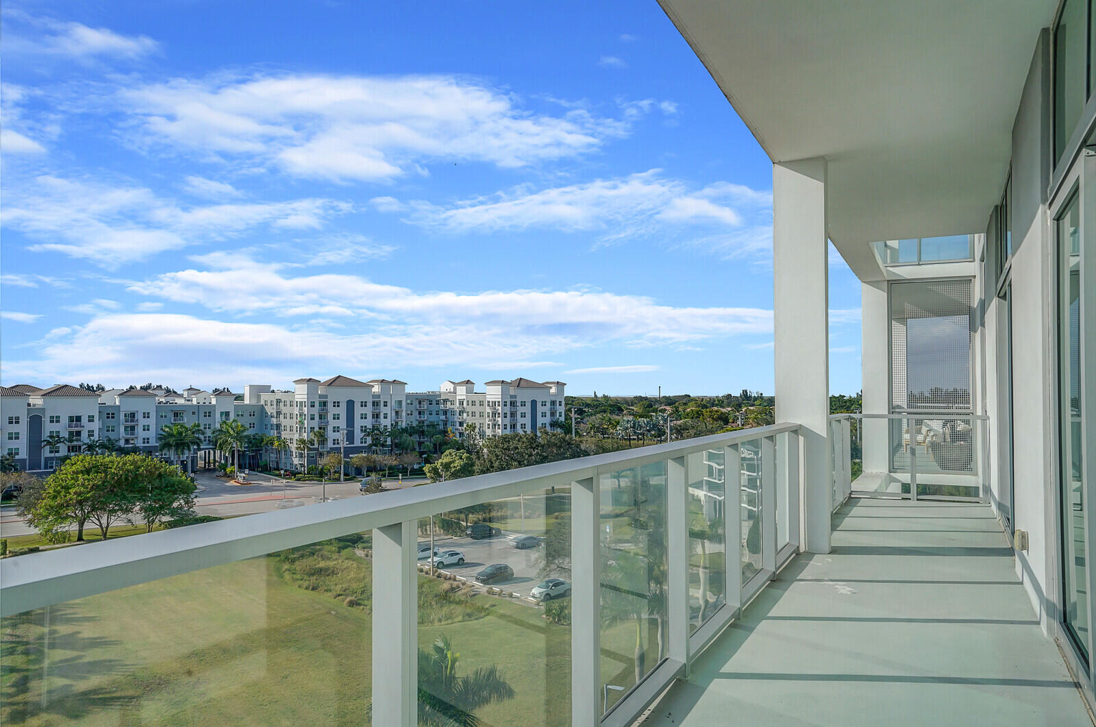 2000 Metropica Way 604