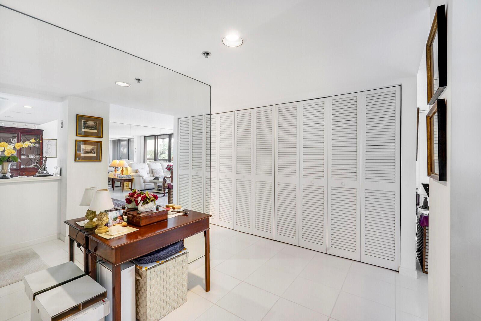 2701 N Ocean Boulevard E-201