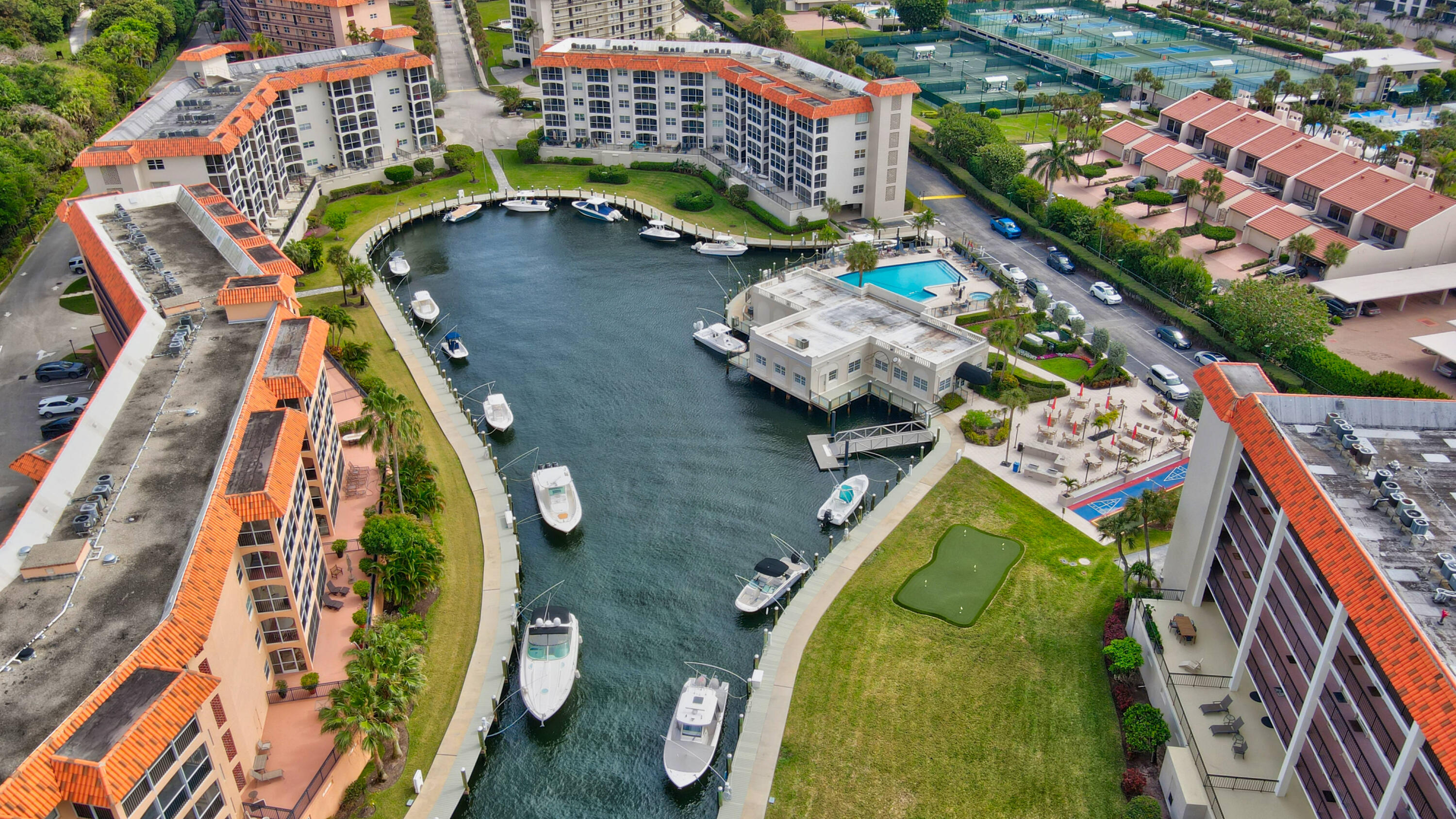 2871 N Ocean Boulevard F337