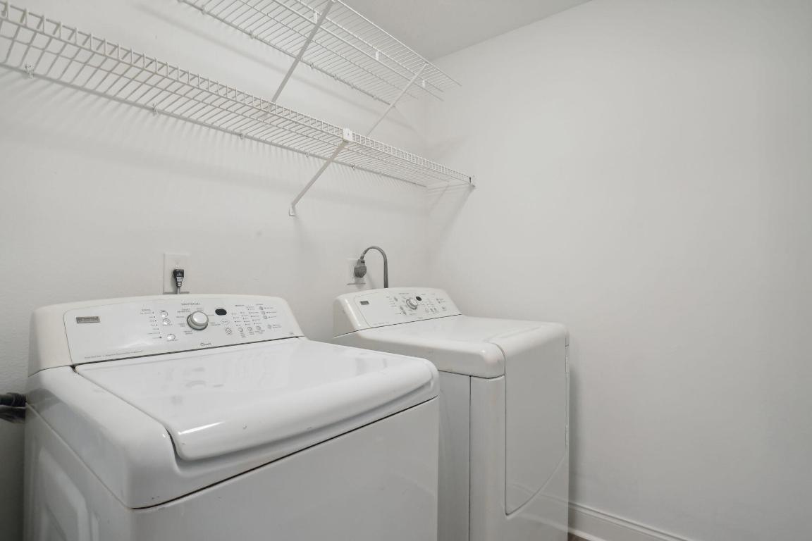 2315 N Congress Avenue 33