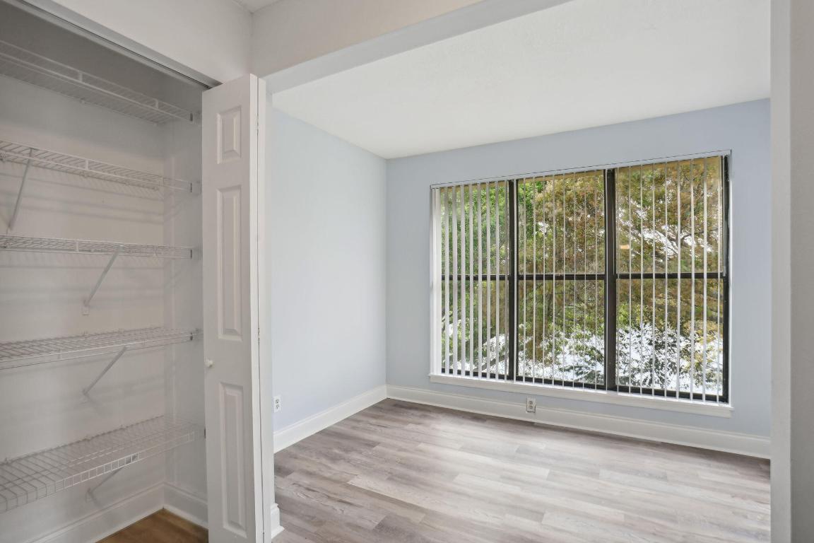 2315 N Congress Avenue 33