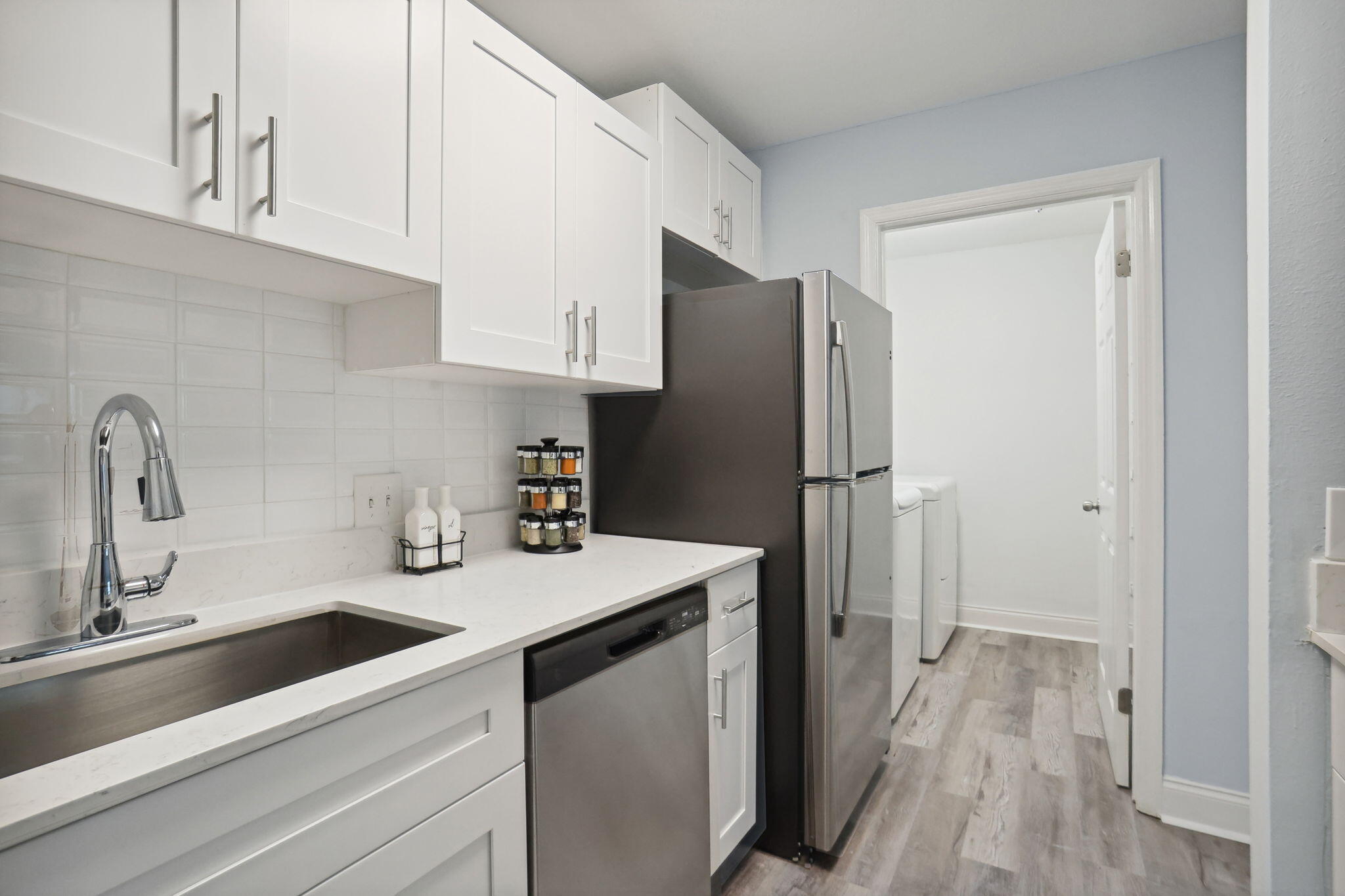 2315 N Congress Avenue 33