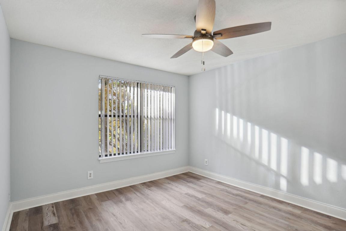 2315 N Congress Avenue 33