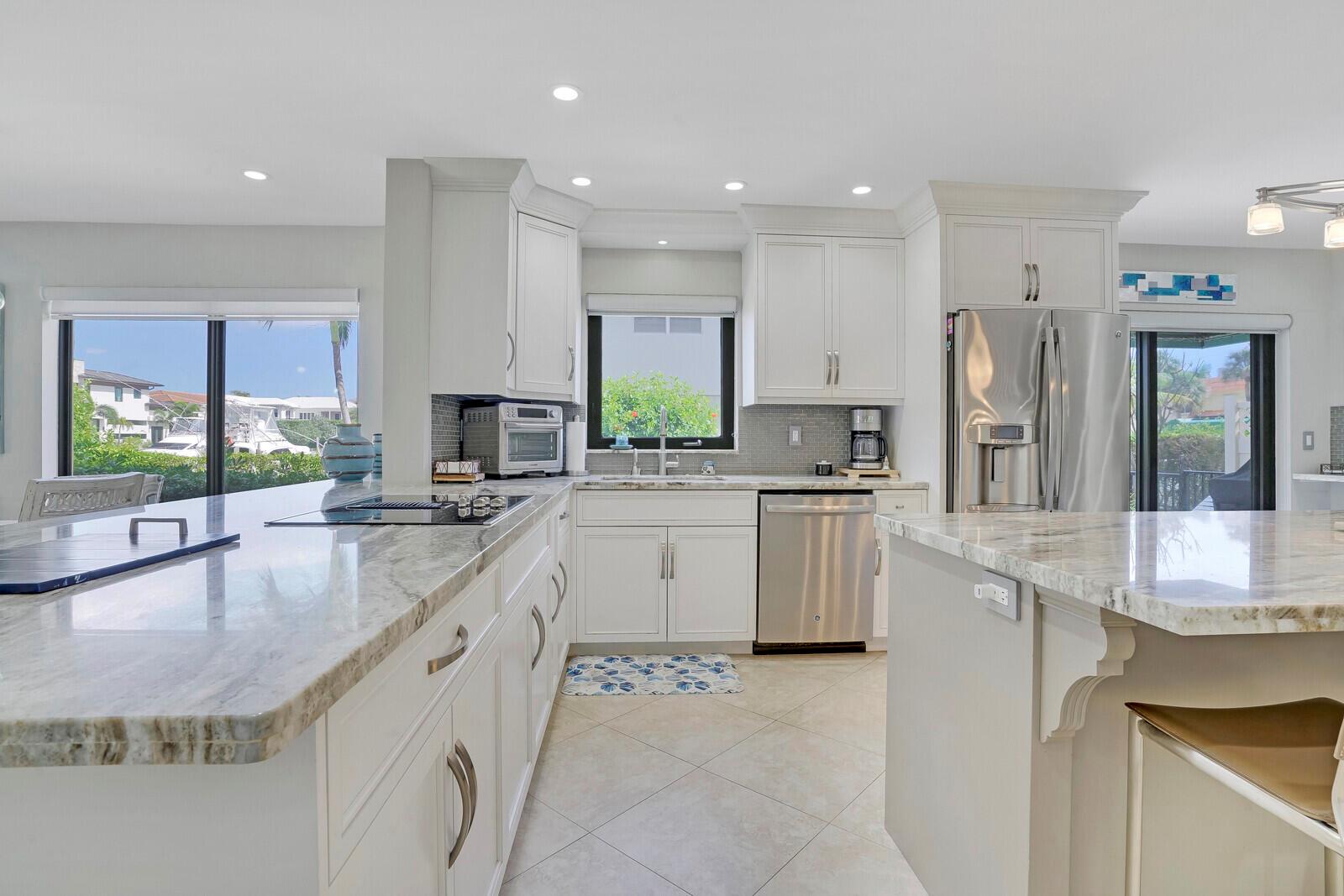 1015 Bel Air Drive 3