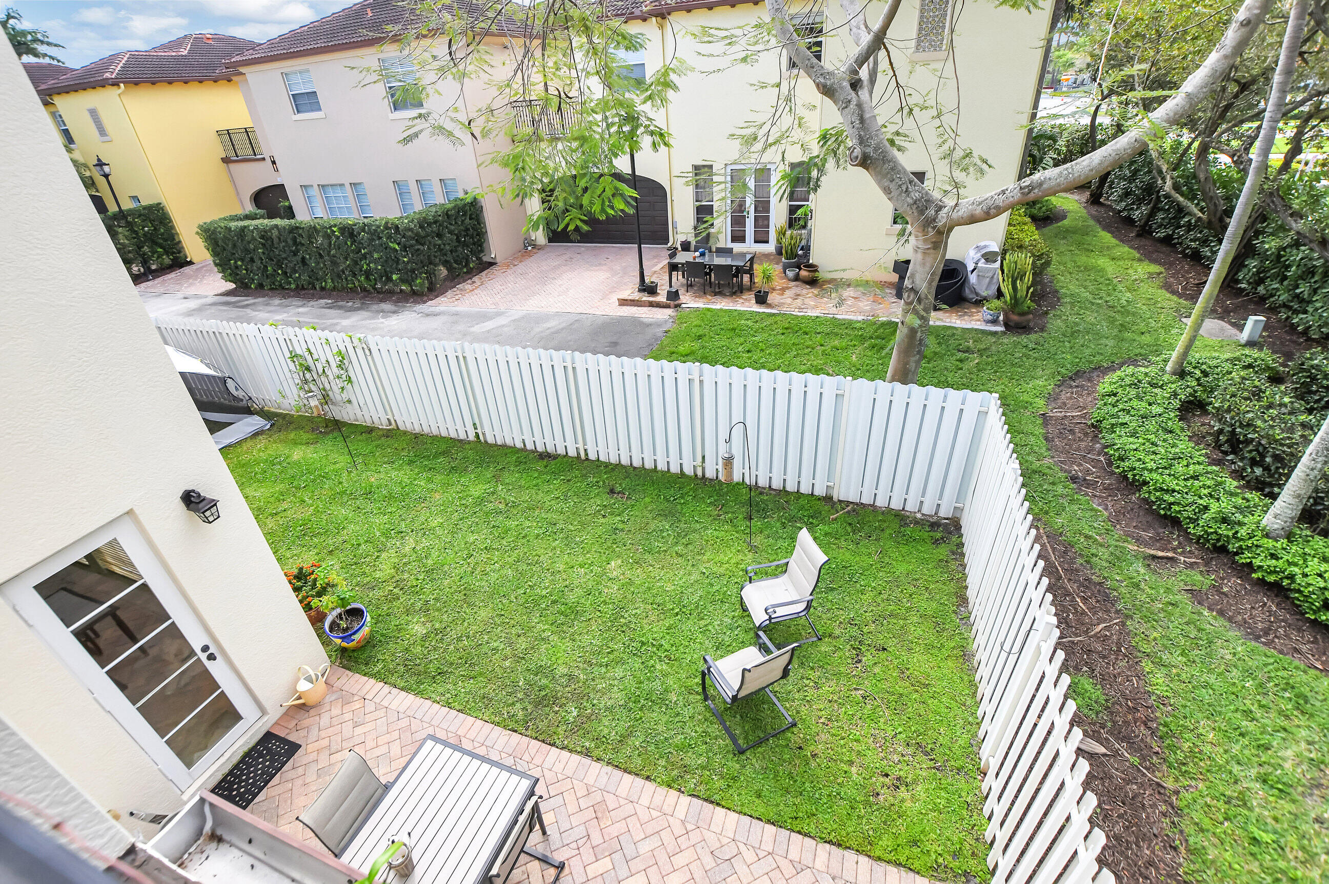 109 Via Floresta Drive