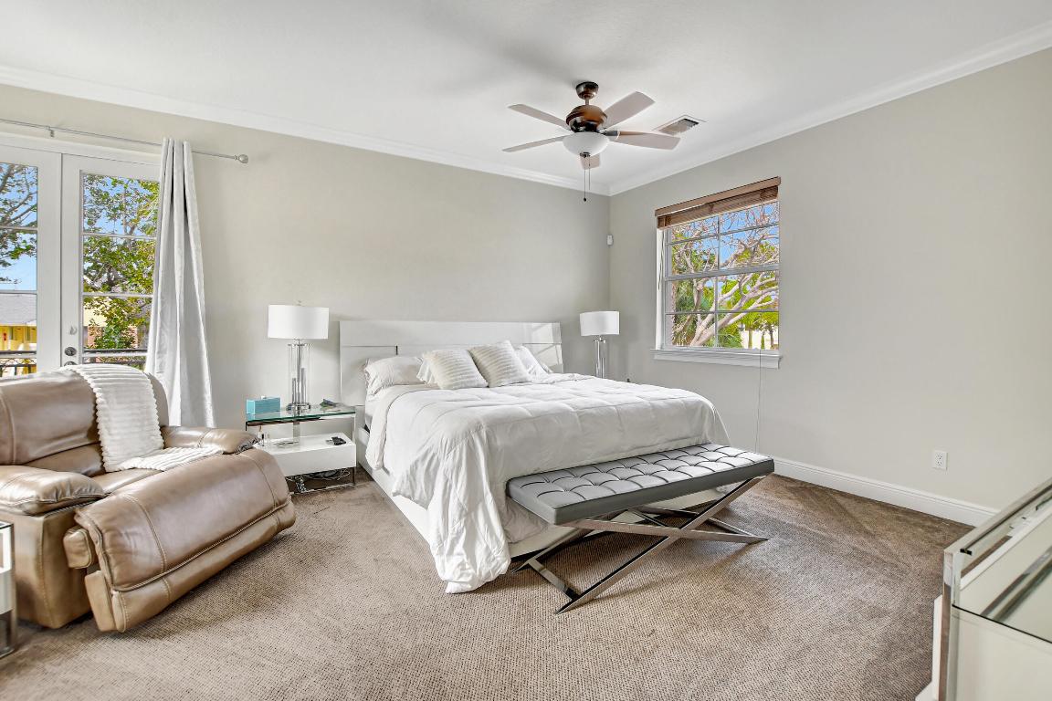 109 Via Floresta Drive