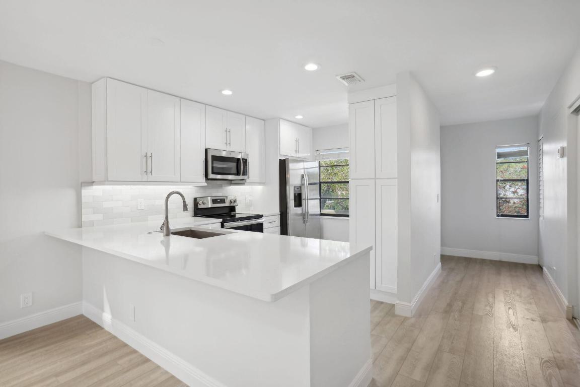 21365 Cypress Hammock 20l