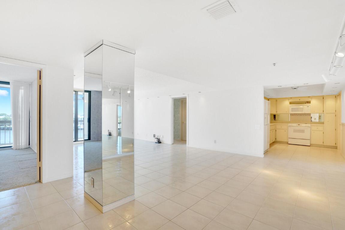 2697 N Ocean Boulevard F308