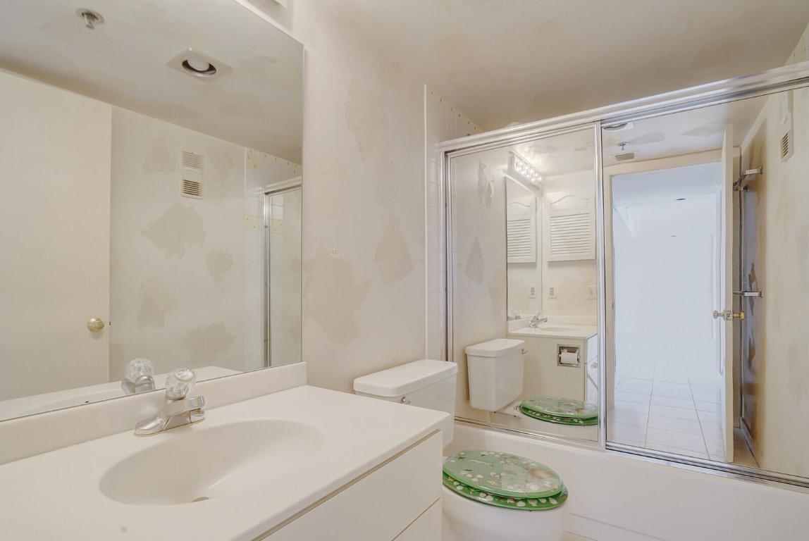 2697 N Ocean Boulevard F308