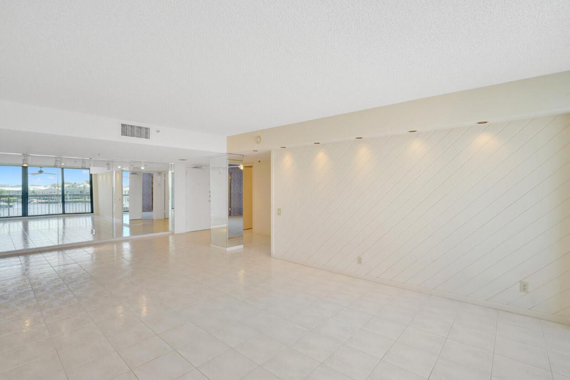 2697 N Ocean Boulevard F308