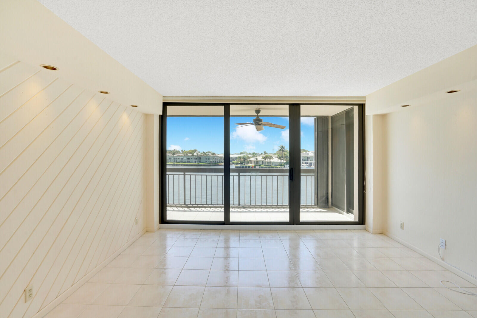 2697 N Ocean Boulevard F308