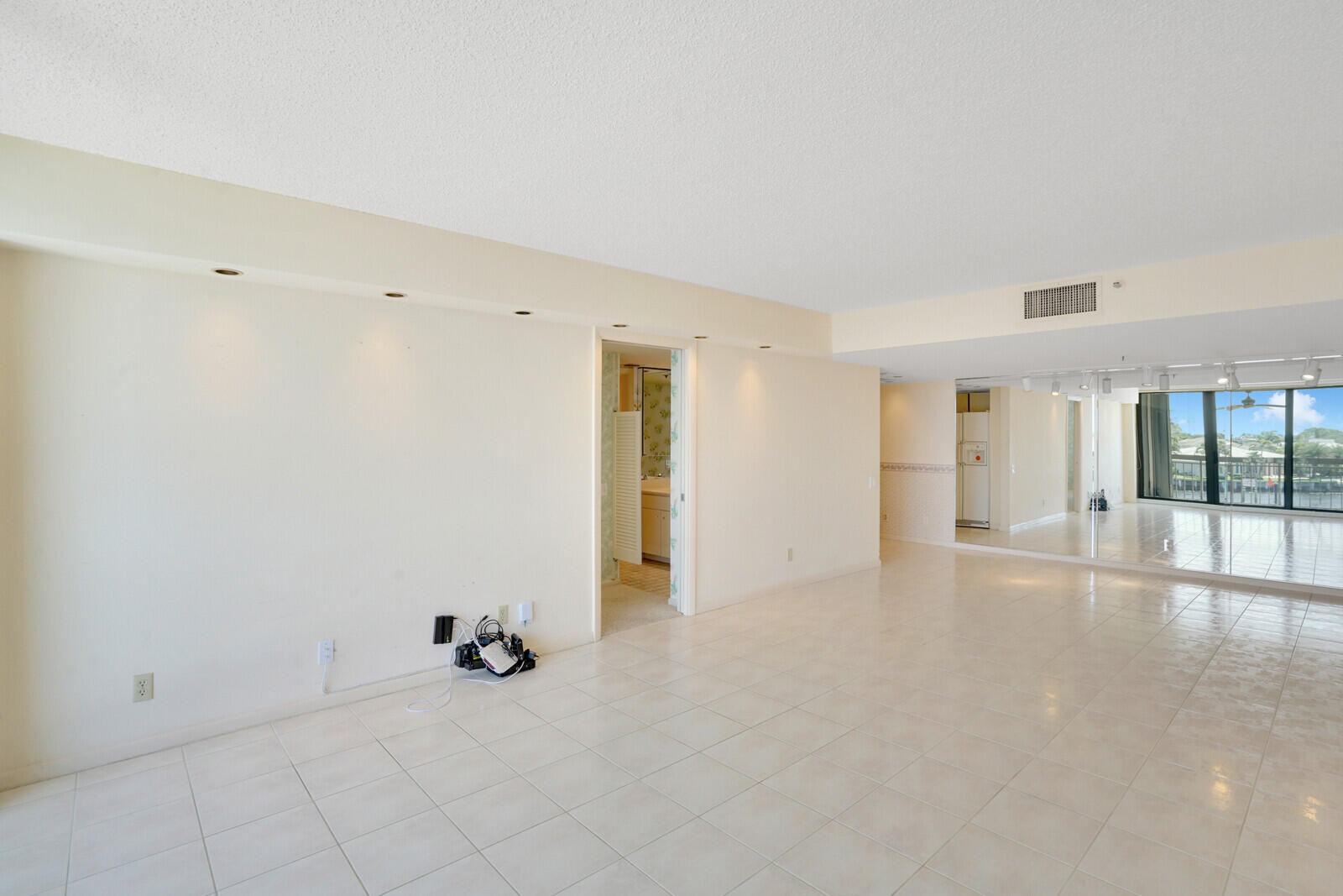 2697 N Ocean Boulevard F308