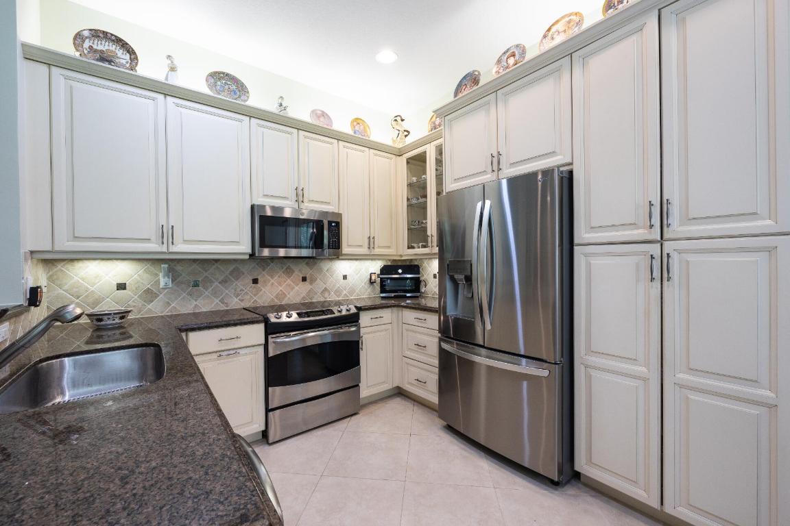 9897 Yellowfield Drive