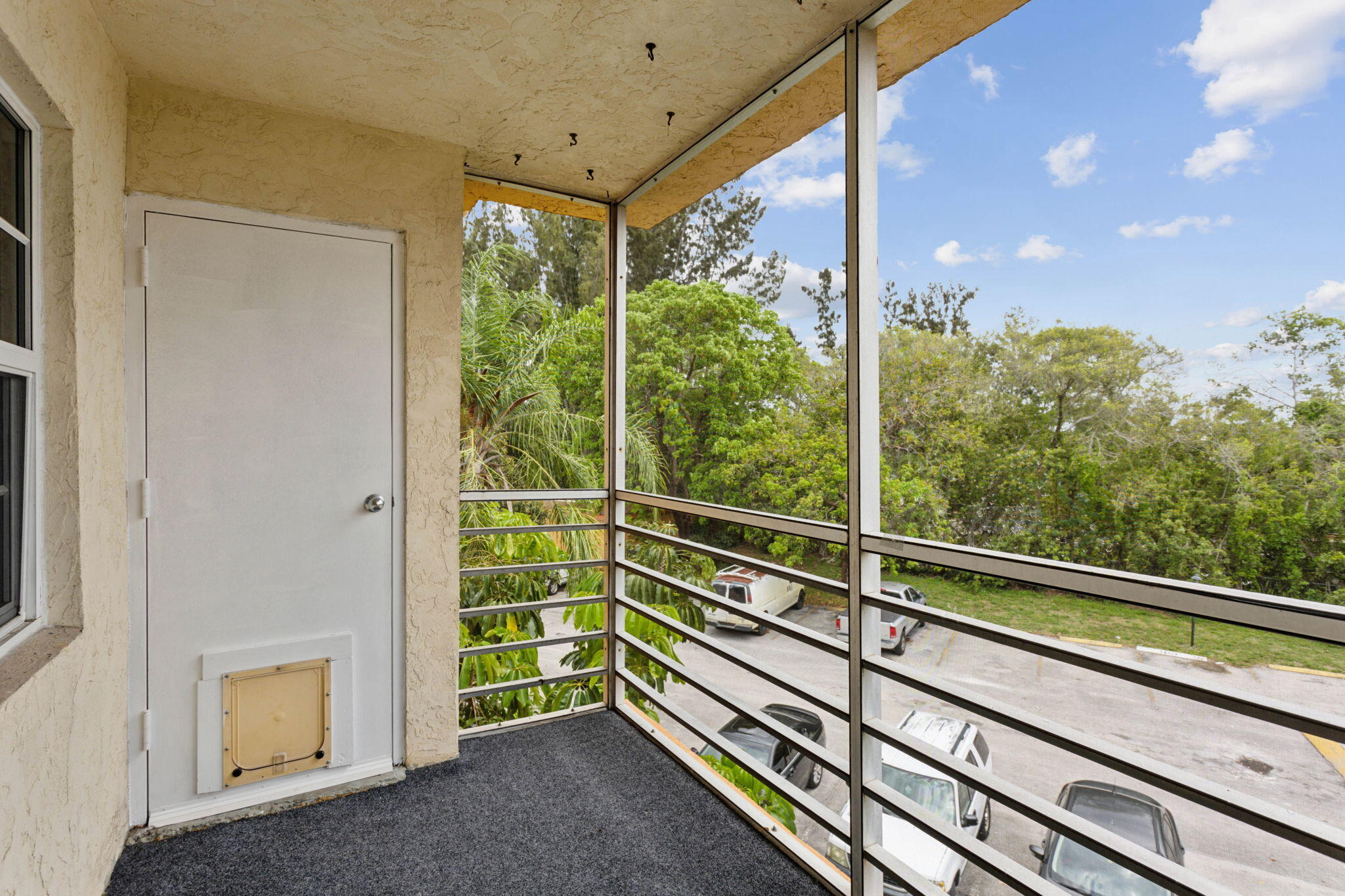 4354 NW 9th Avenue 13-3d