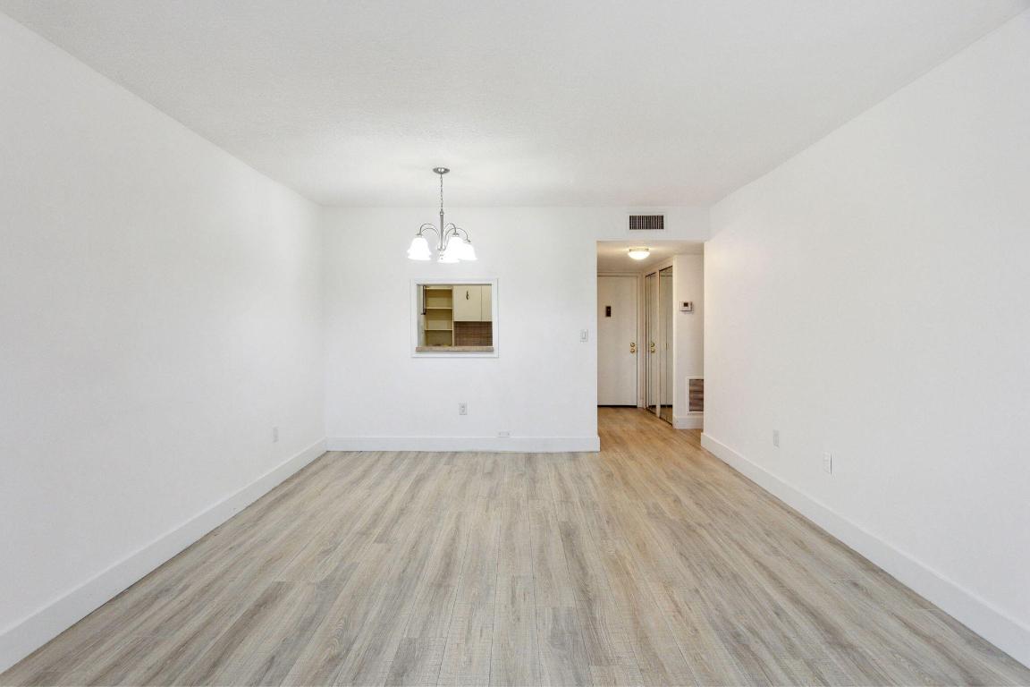 4354 NW 9th Avenue 13-3d