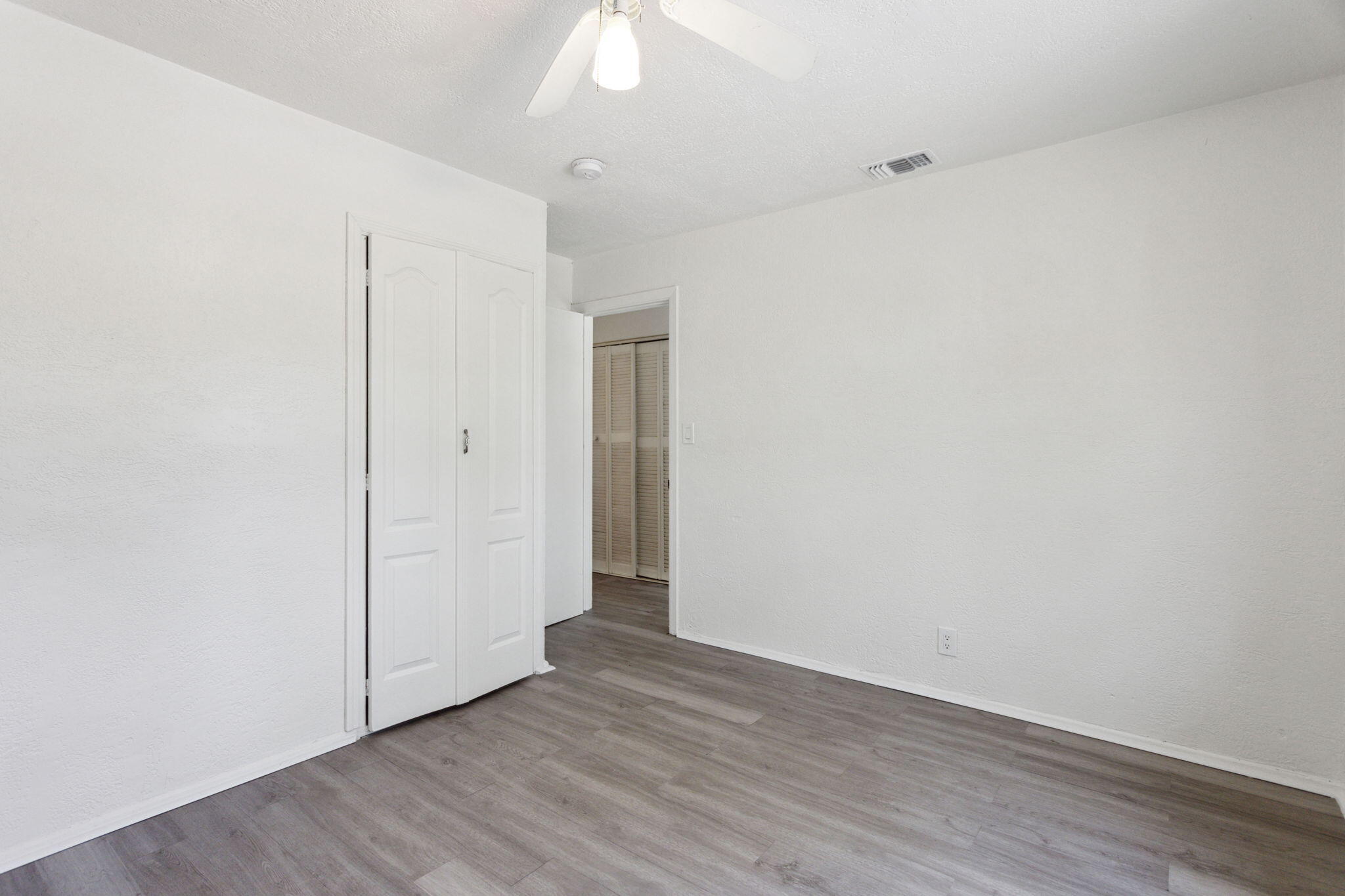 3341 NE 13th Terrace