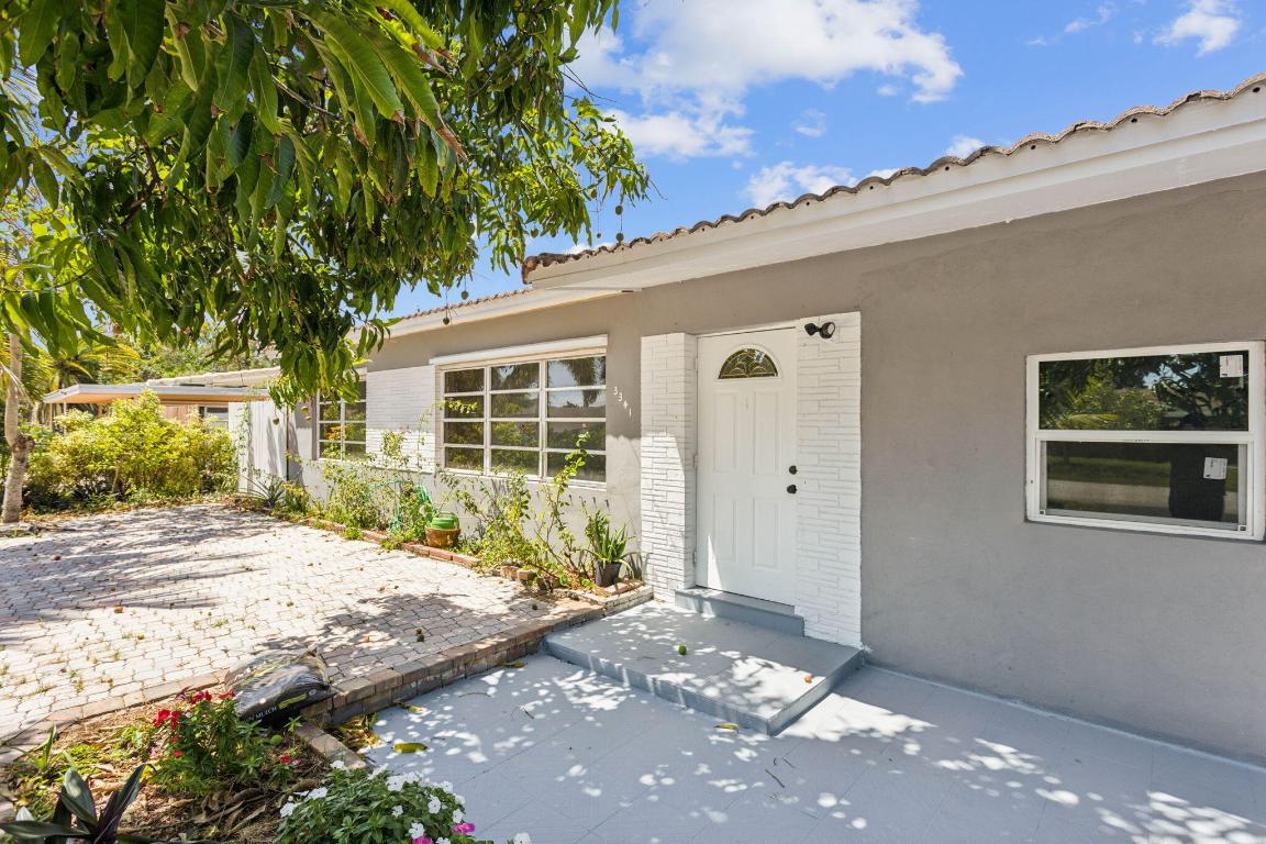 3341 NE 13th Terrace