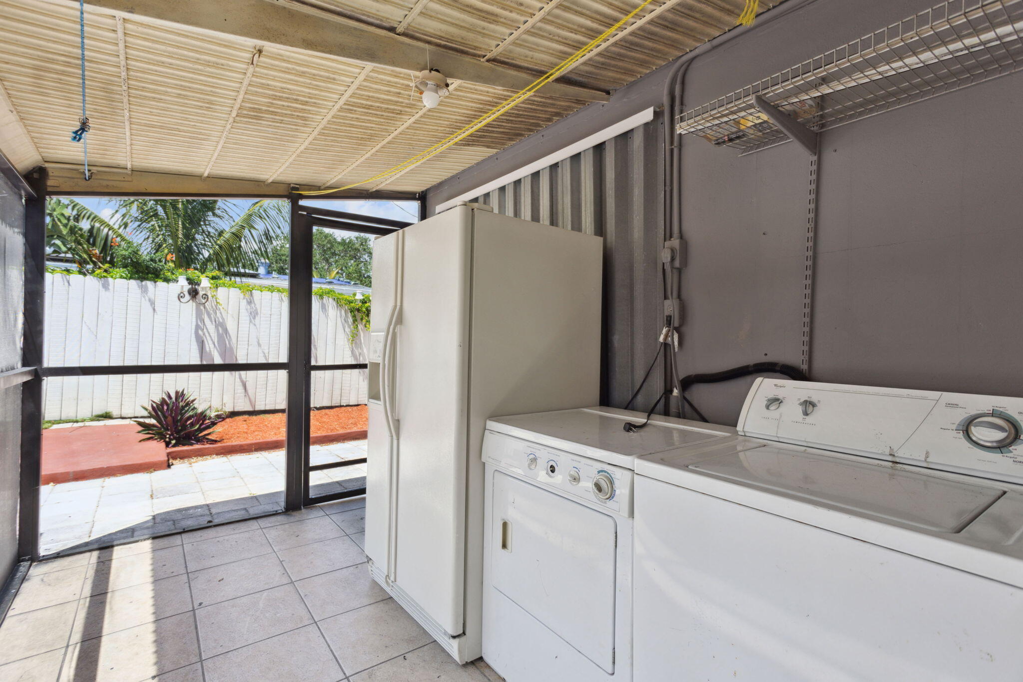 3341 NE 13th Terrace