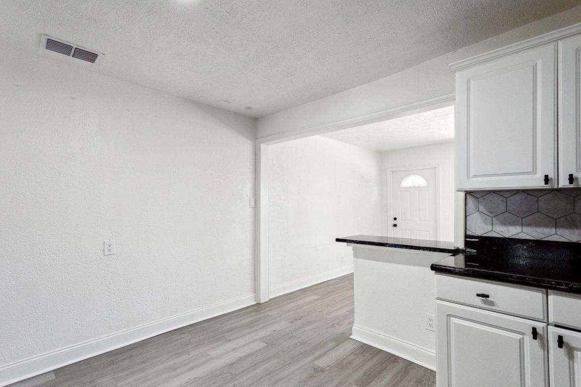 3341 NE 13th Terrace