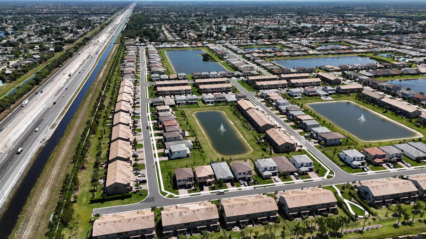 8182 Cadre Noir Road