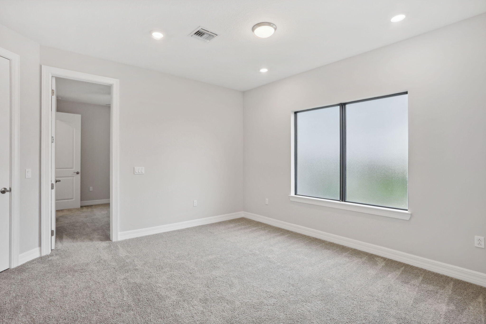 8182 Cadre Noir Road