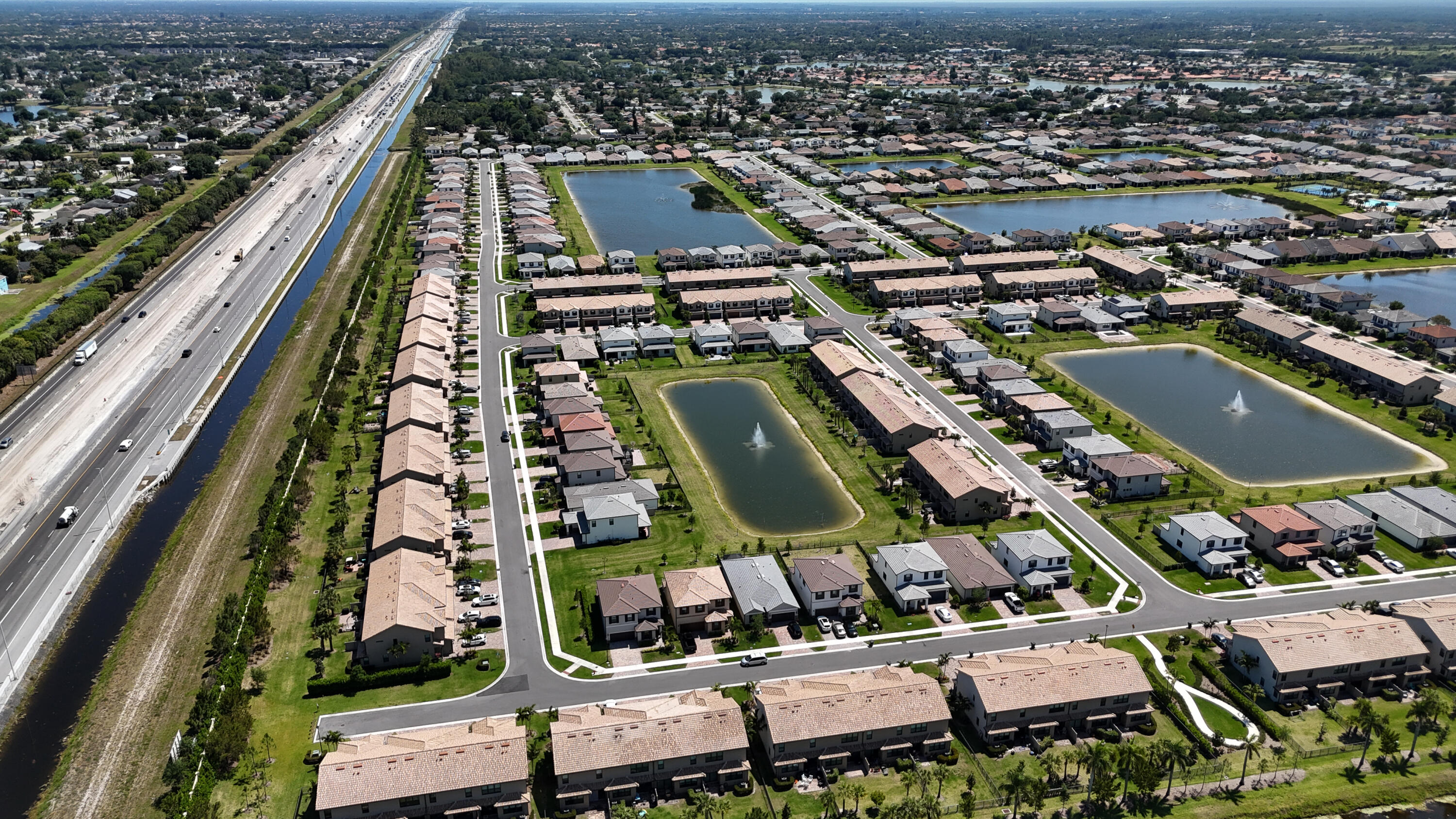 8182 Cadre Noir Road