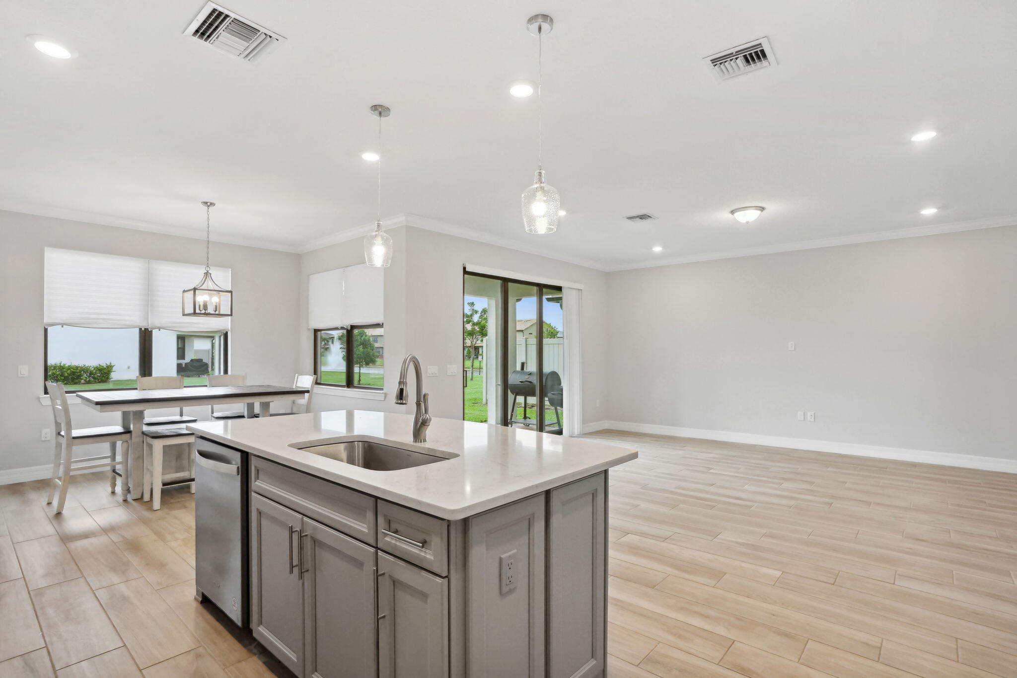 8182 Cadre Noir Road