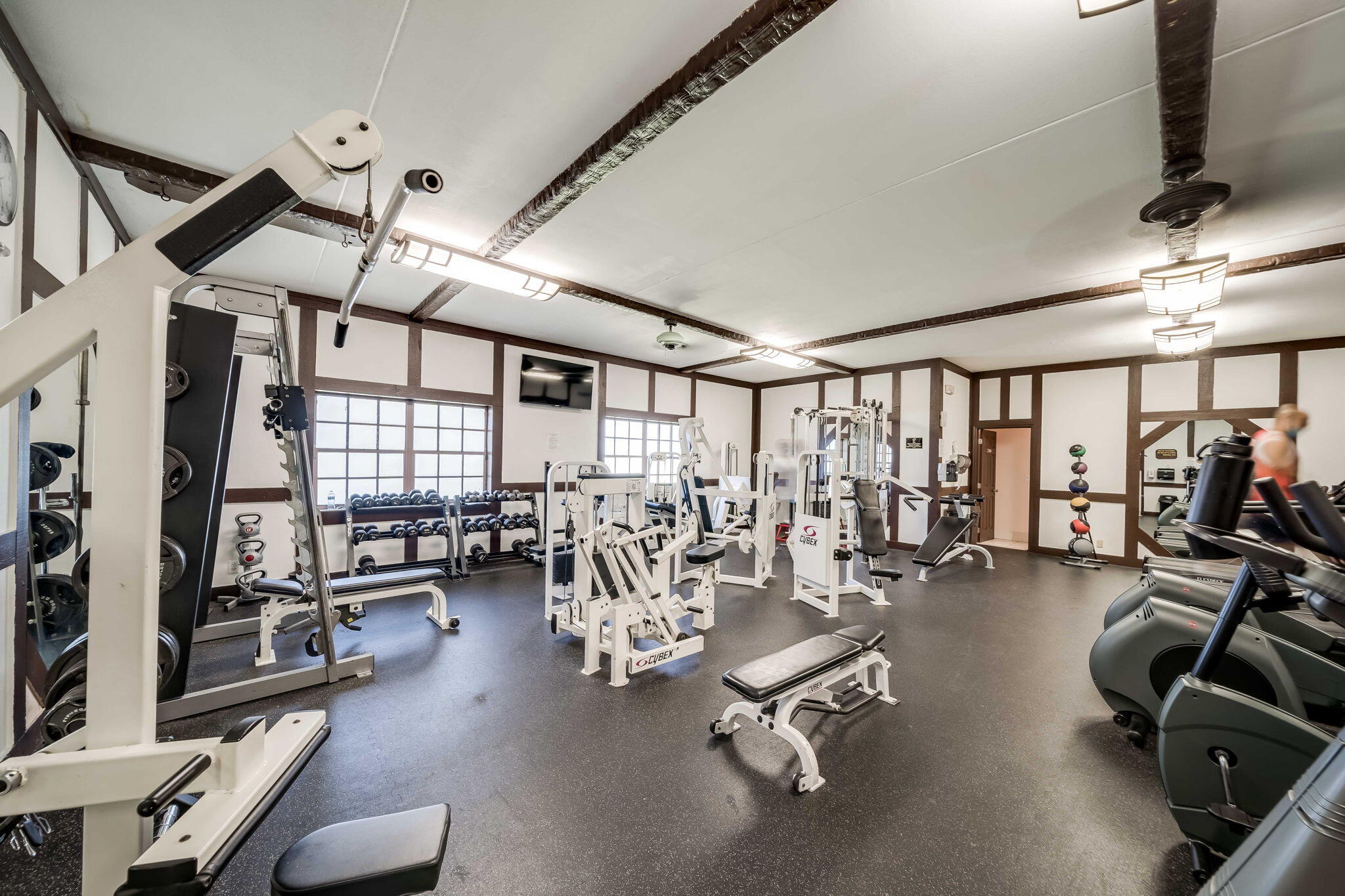 3650 Inverrary Drive 2q