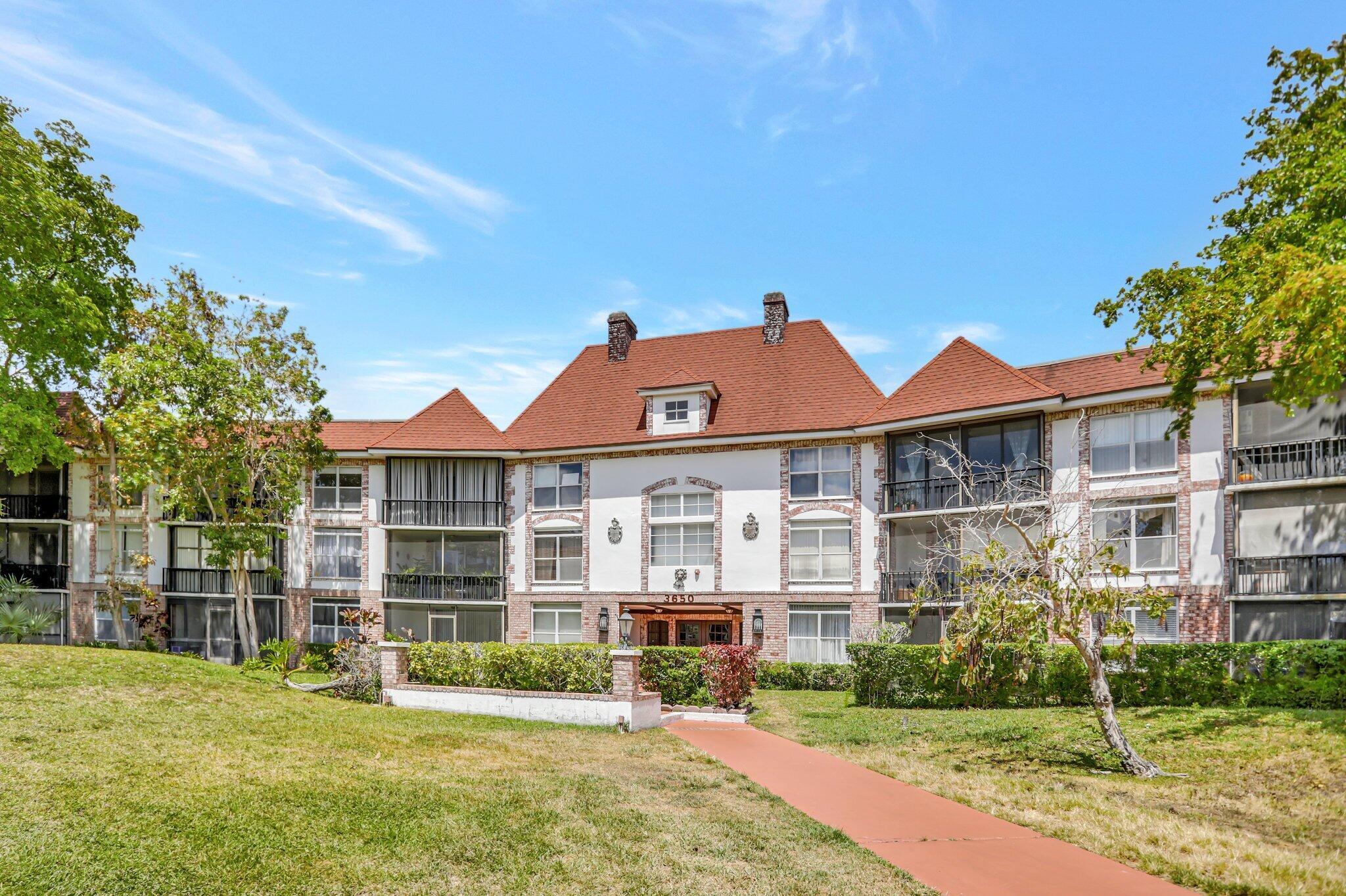 3650 Inverrary Drive 2q