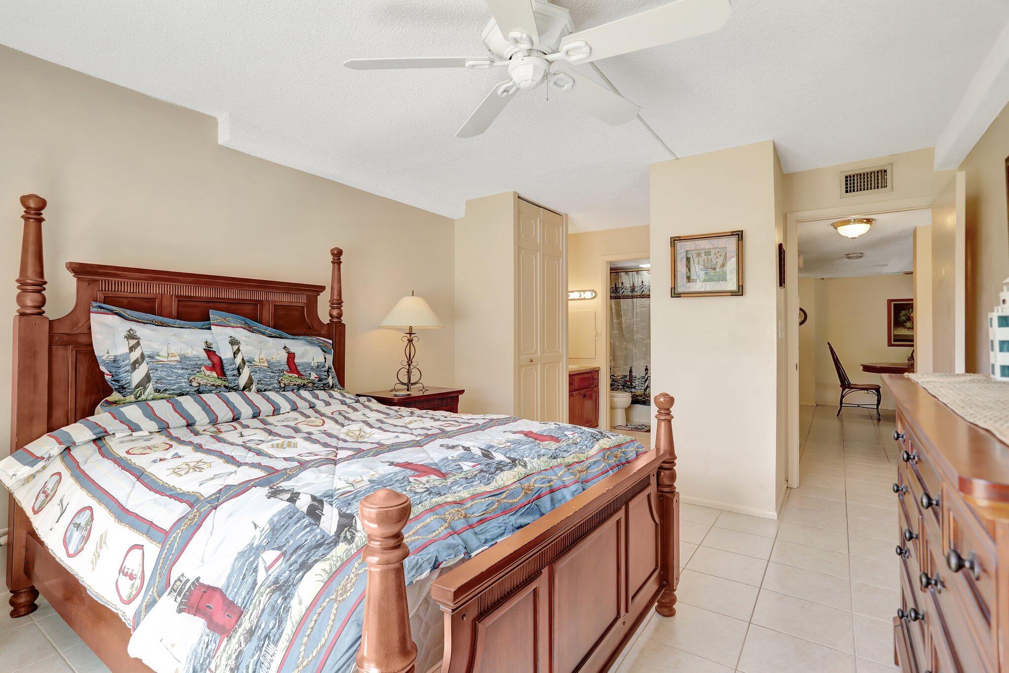 3650 Inverrary Drive 2q