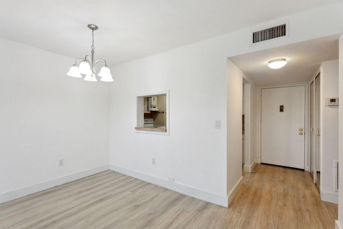 4354 NW 9th Avenue 13-3d