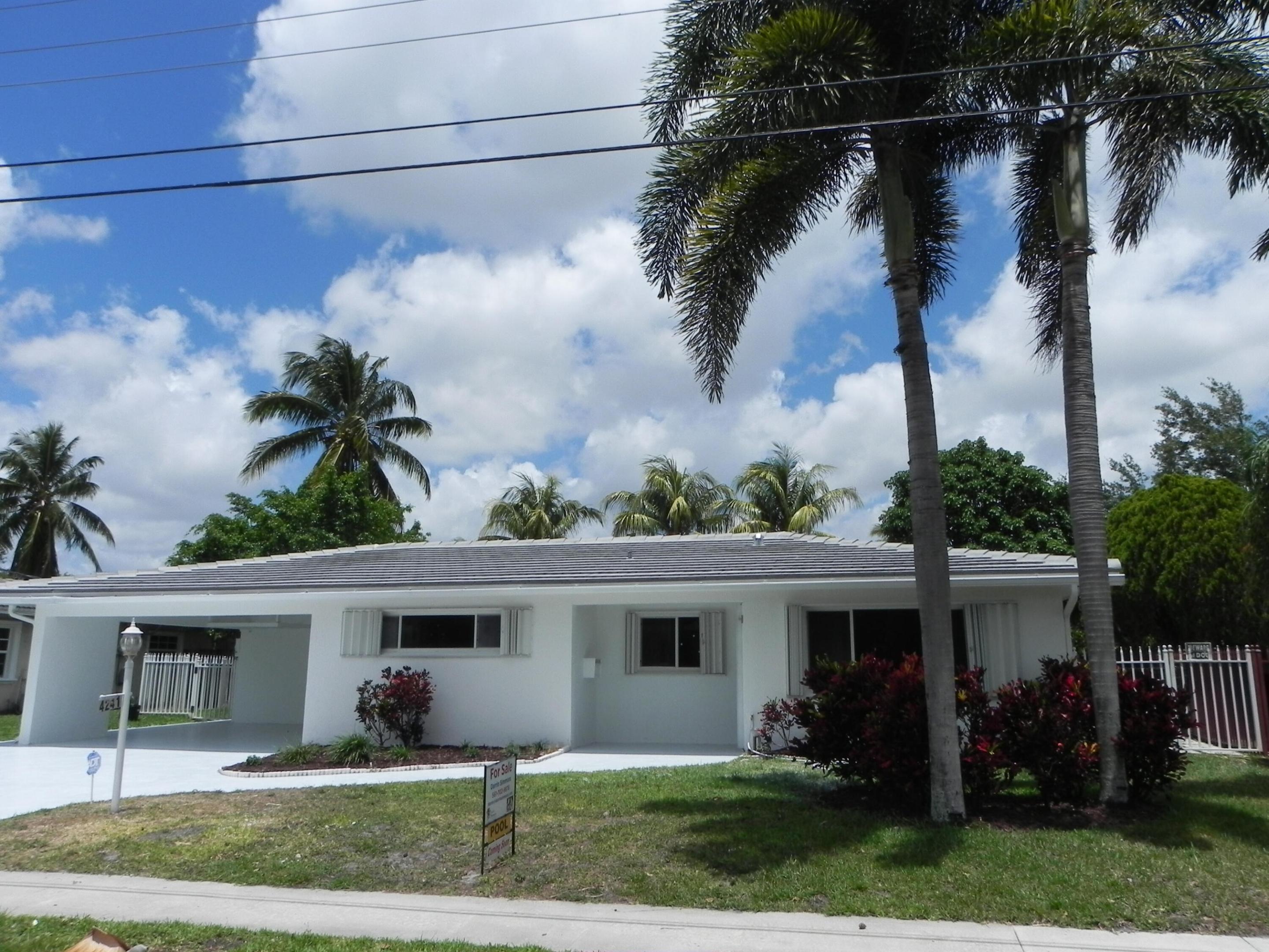 4241 NW 10th Street