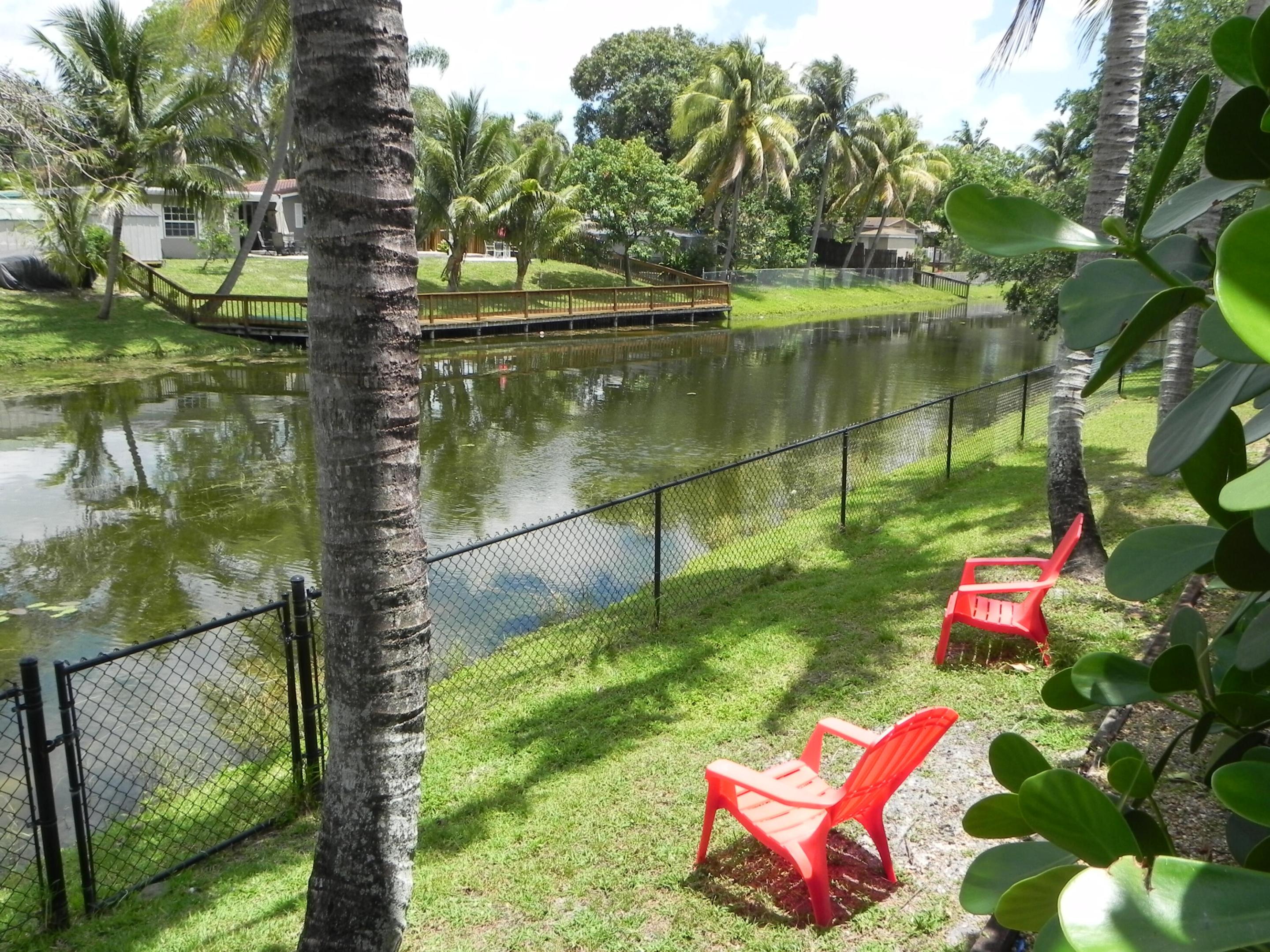 4241 NW 10th Street