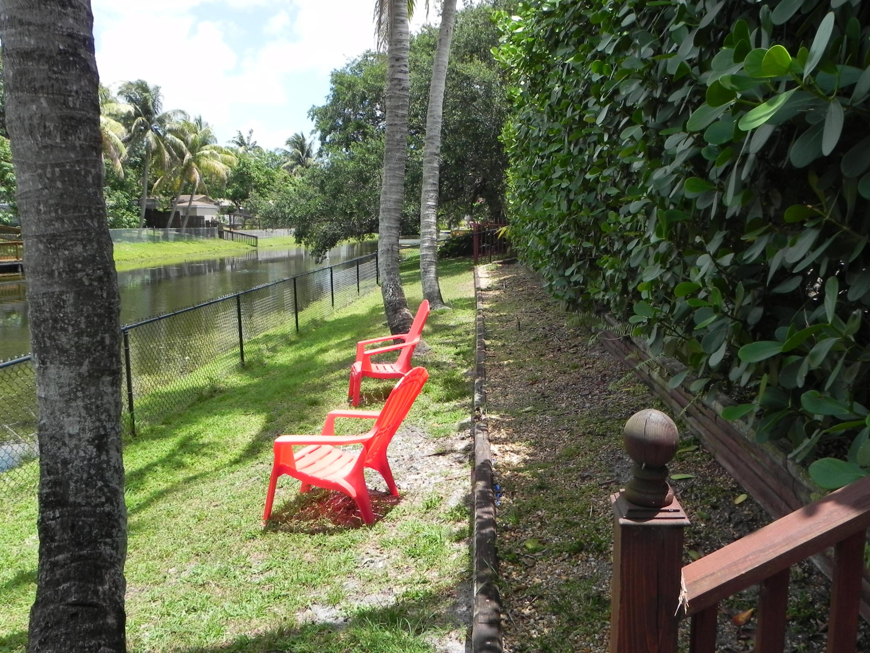 4241 NW 10th Street