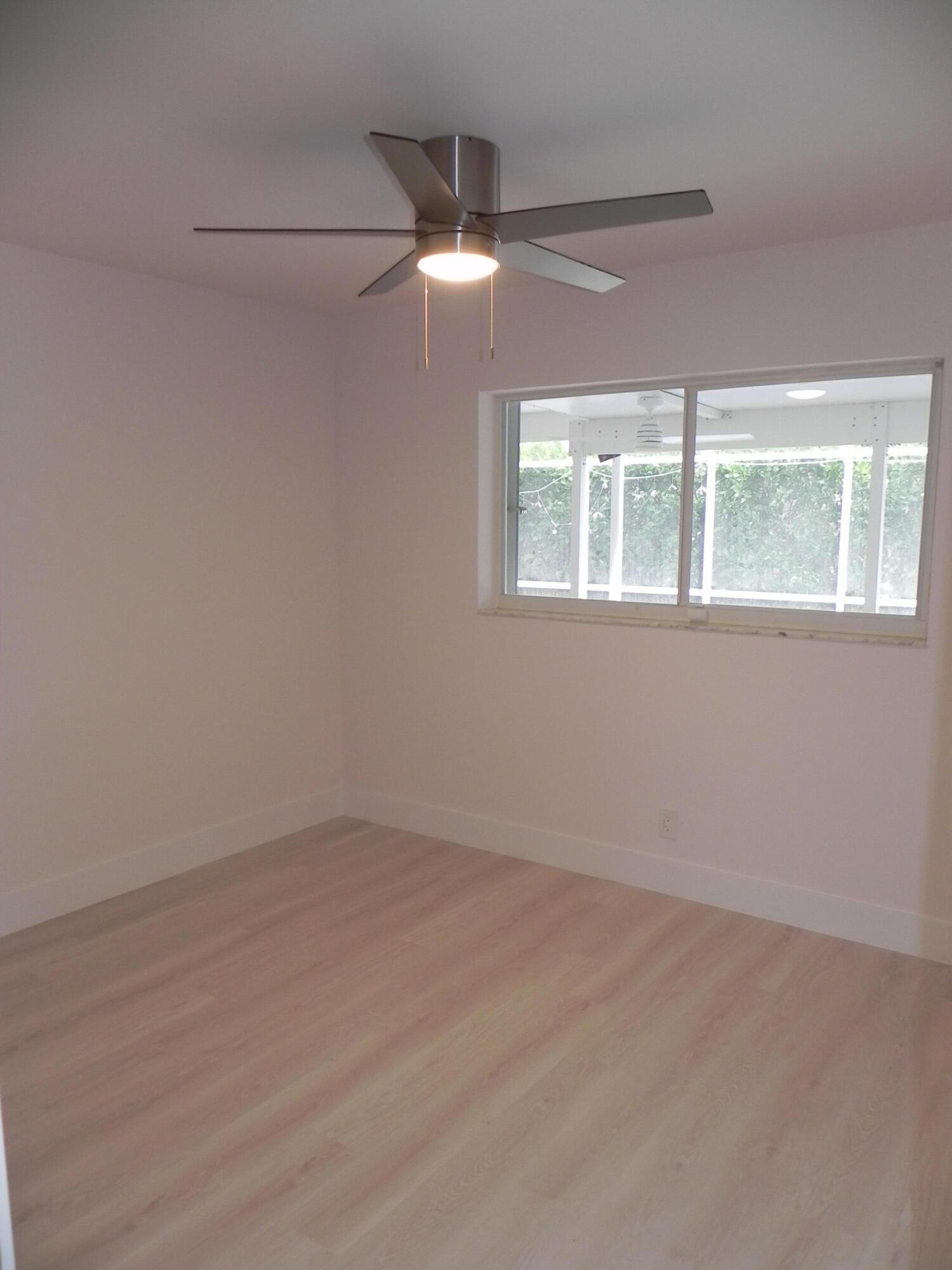 4241 NW 10th Street