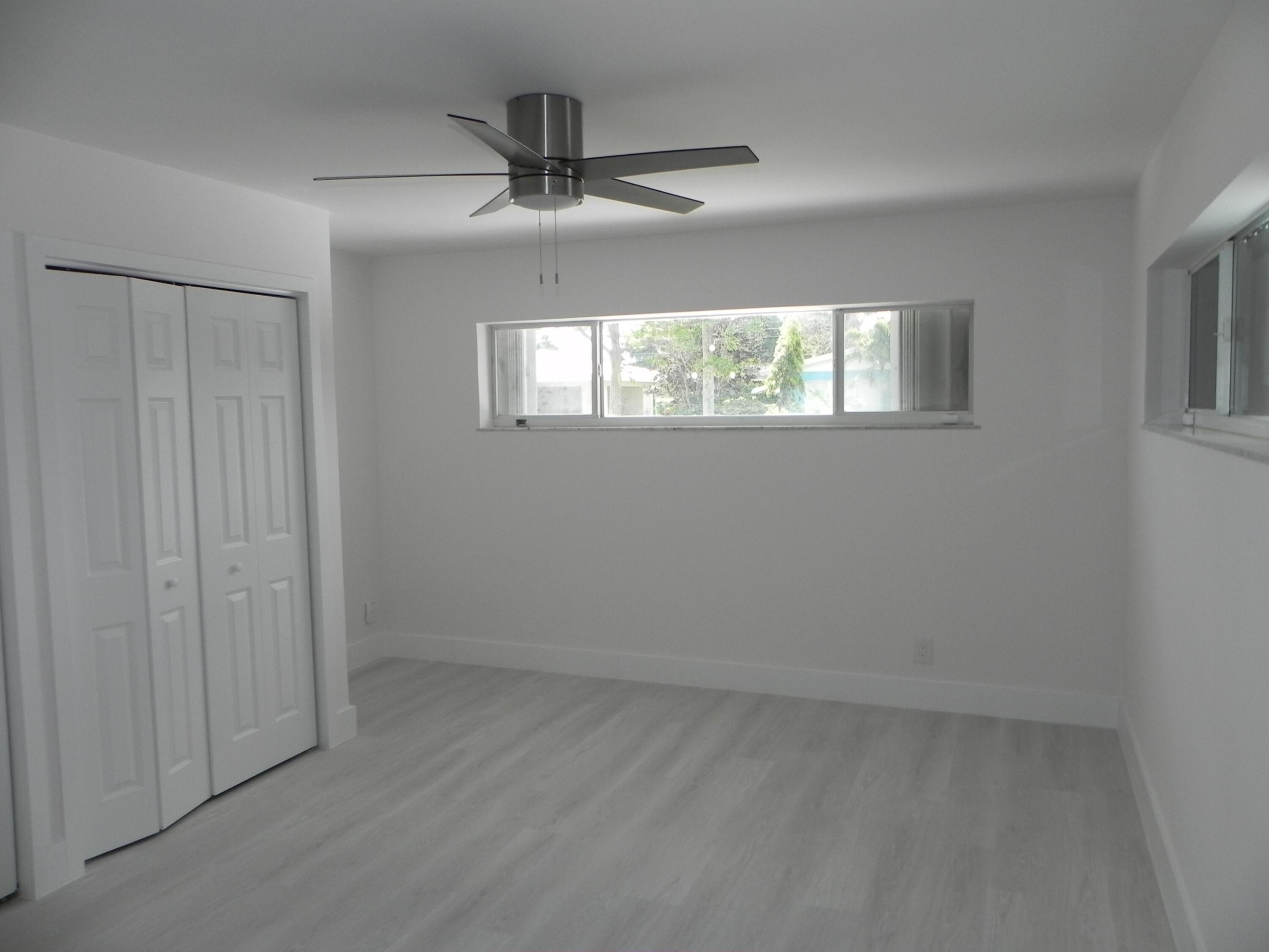 4241 NW 10th Street