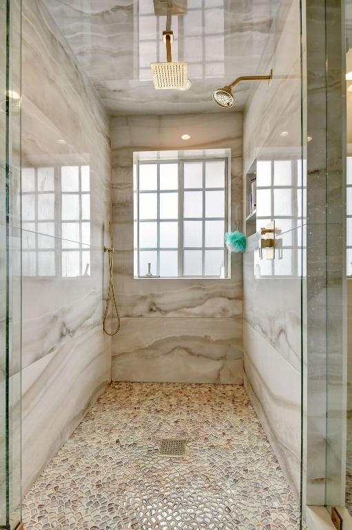 1409 W Wickham Circle