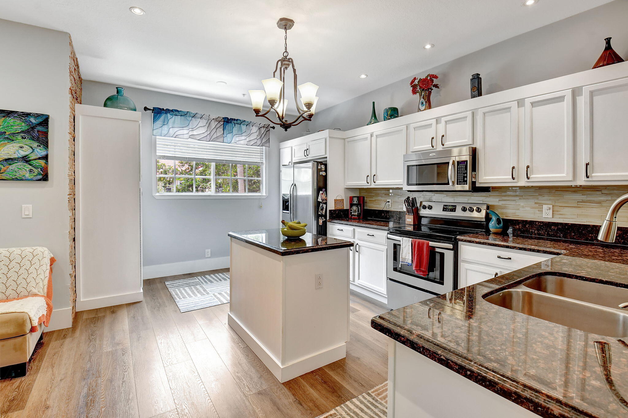 1409 W Wickham Circle