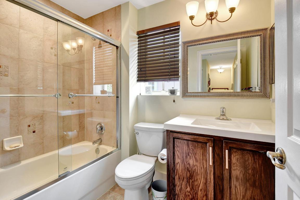 1409 W Wickham Circle