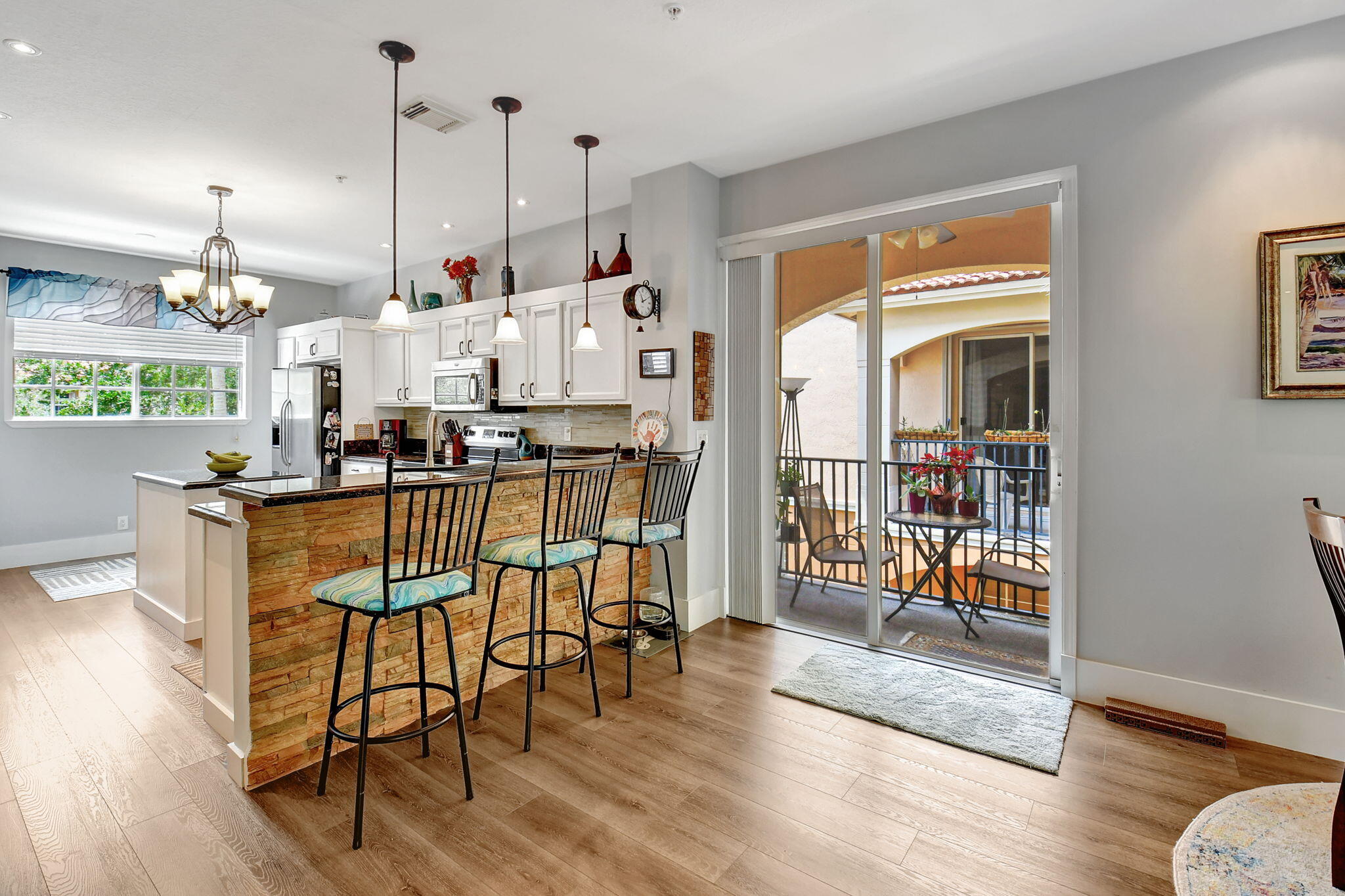 1409 W Wickham Circle