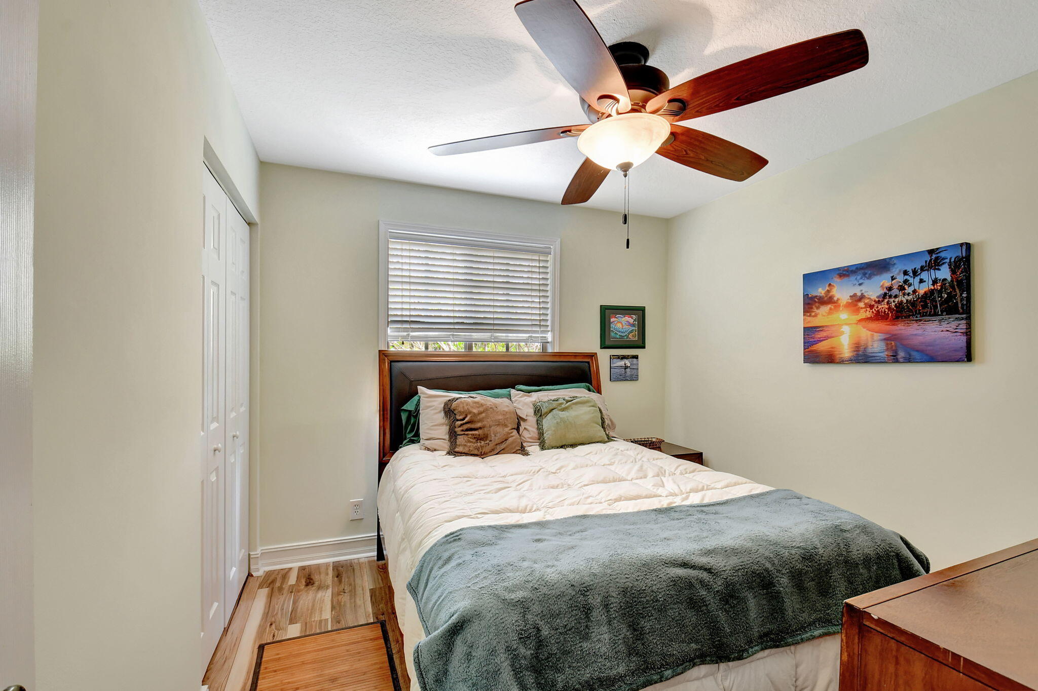 1409 W Wickham Circle