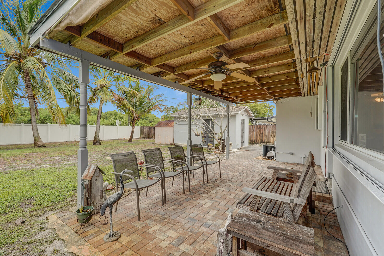 640 NE 23 Court
