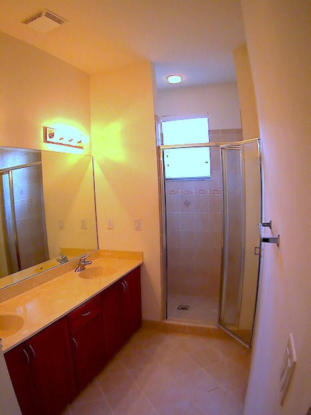 880 Millbrae Court 4