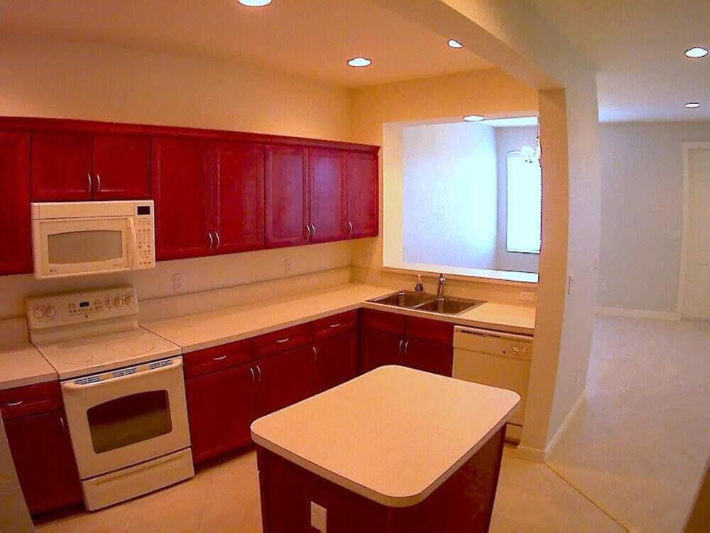 880 Millbrae Court 4