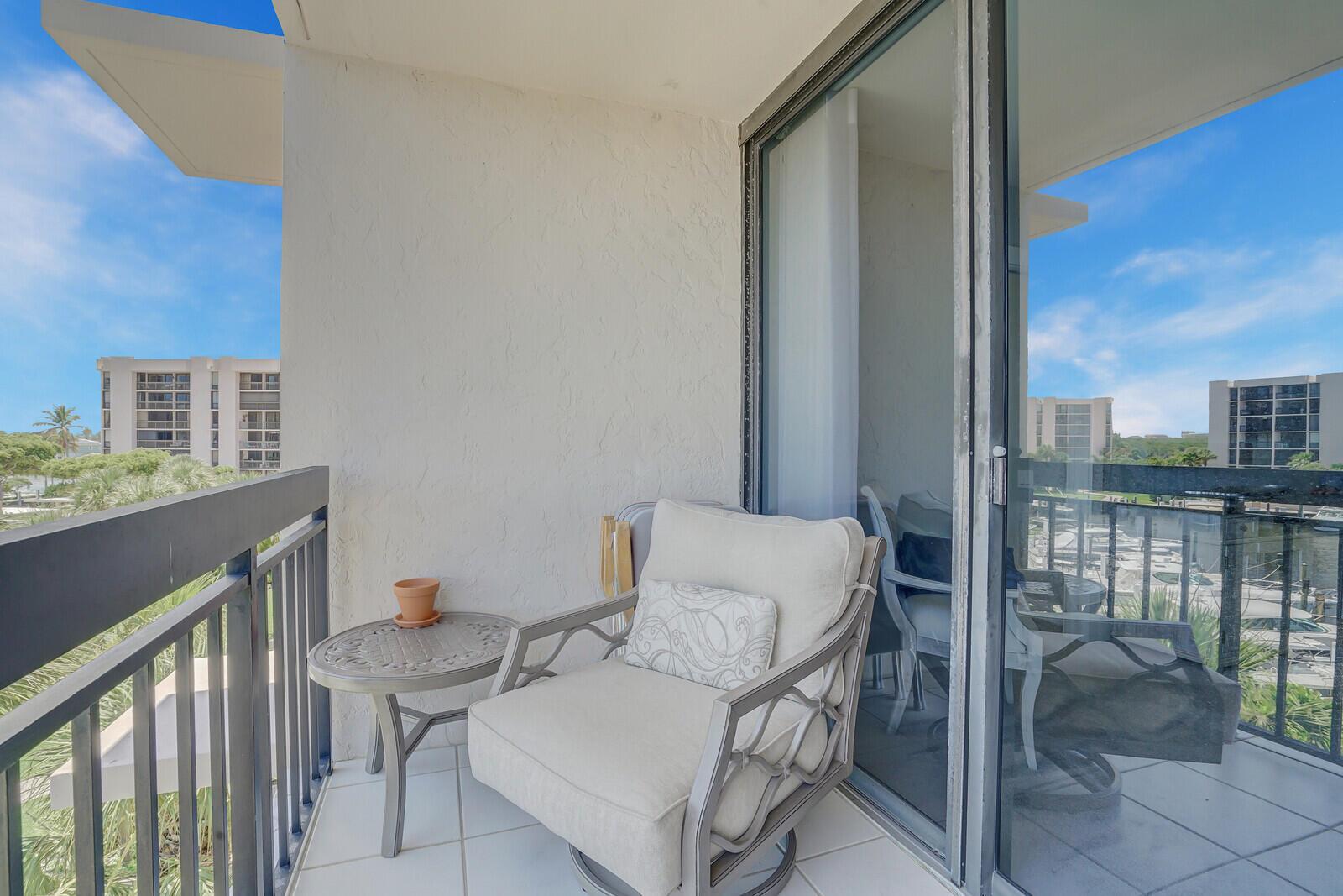 2707 N Ocean Boulevard D-405