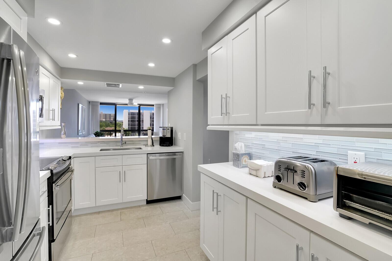 2707 N Ocean Boulevard D-405