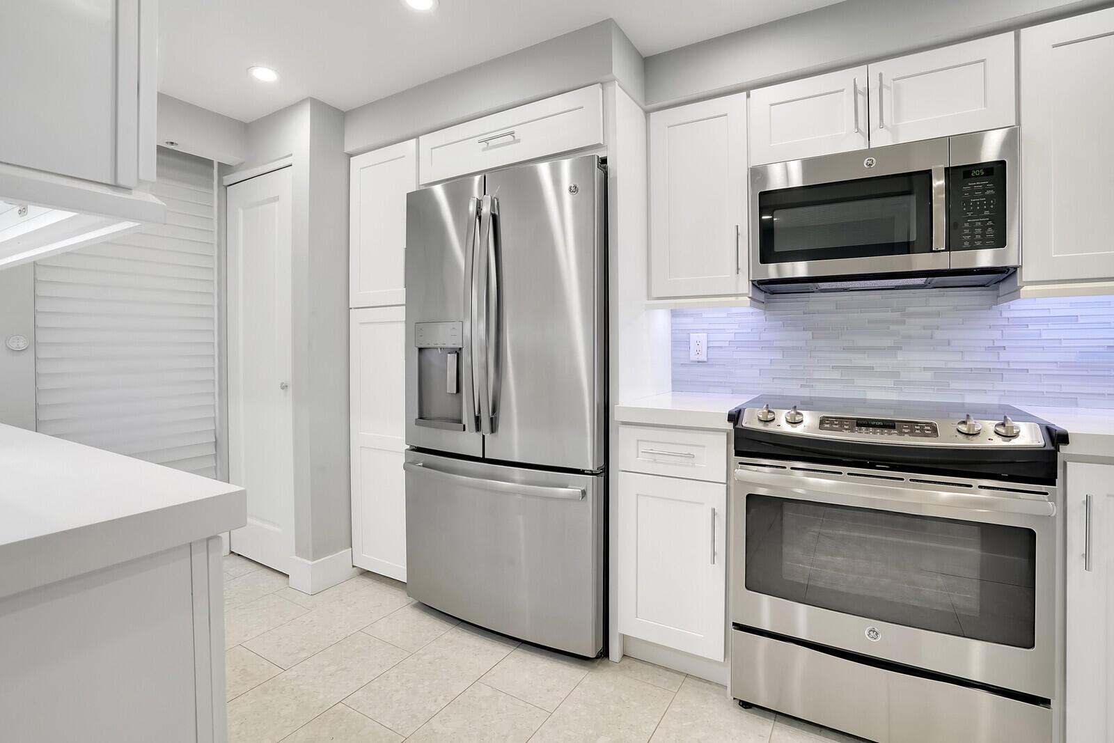 2707 N Ocean Boulevard D-405